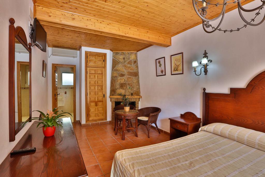 Hotel Rural Noguera De La Sierpe 아로요프리오 외부 사진